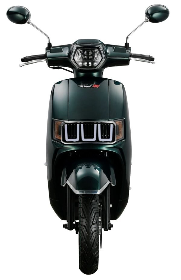 Scuter benzina FARA PERMIS, motor 49CC, model Leon